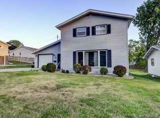 217 Brownlow Dr, Decatur, IL 62521