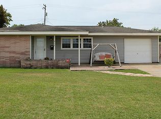 217 25th Ave N, Texas City, TX 77590