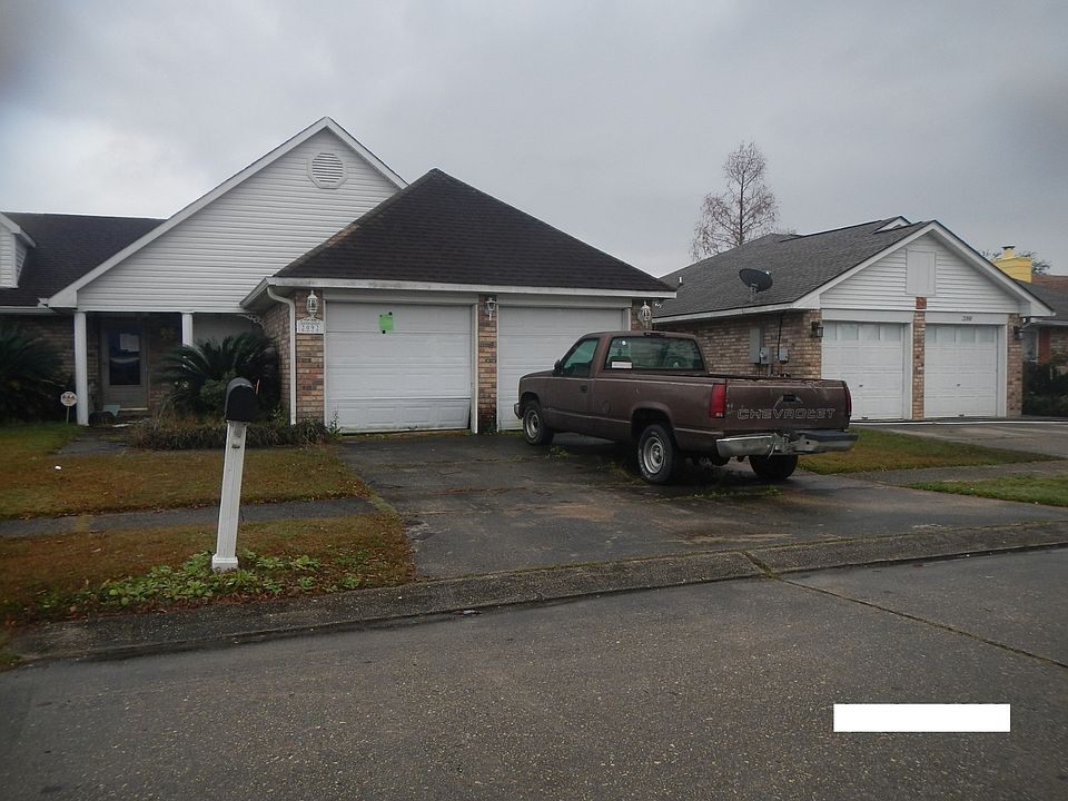 1st image of 2092 Golfview Dr