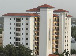 370 Golfview Rd APT 904, North Palm Beach, FL 33408