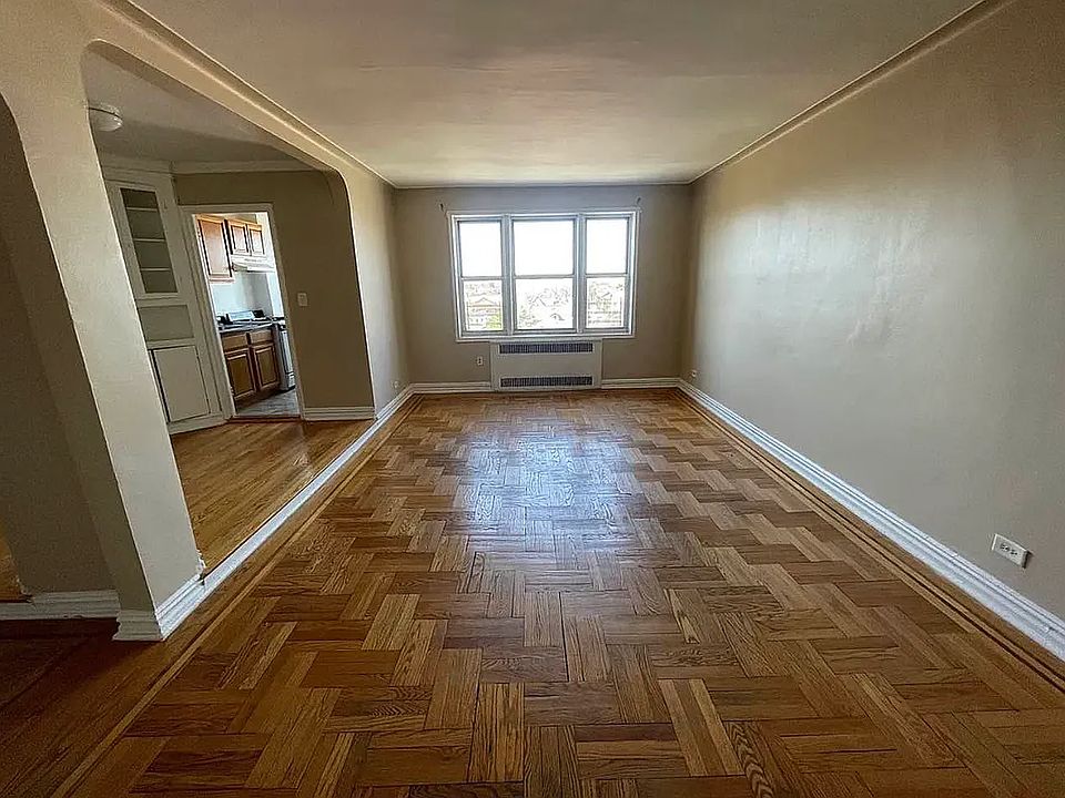 1st image of 10319 68th Rd APT 4C