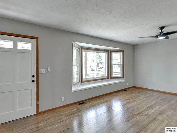 4th image of 5507 N 63rd St
