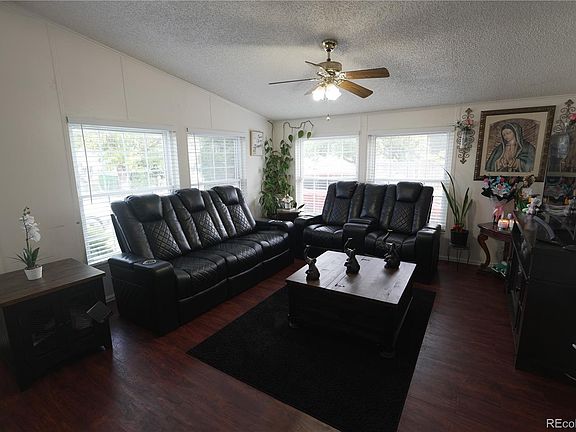 3rd image of 8391 Garfield Circle