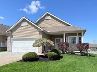 6245 Hayfield Cir, Erie, PA 16509