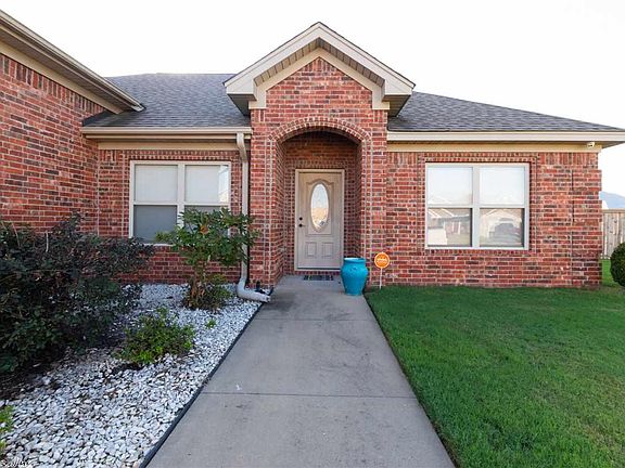 2nd image of 2305 Moortown Dr