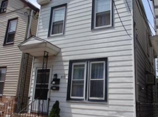 80 1/2 Ann St, Newark, NJ 07105
