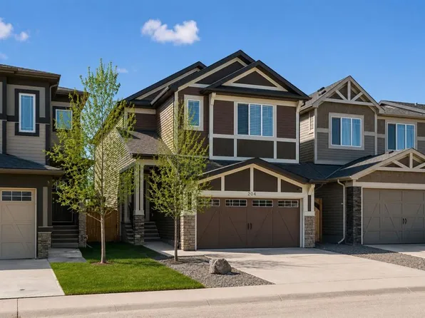 204 N Walden Parade SE, Calgary, AB T2X 2A6