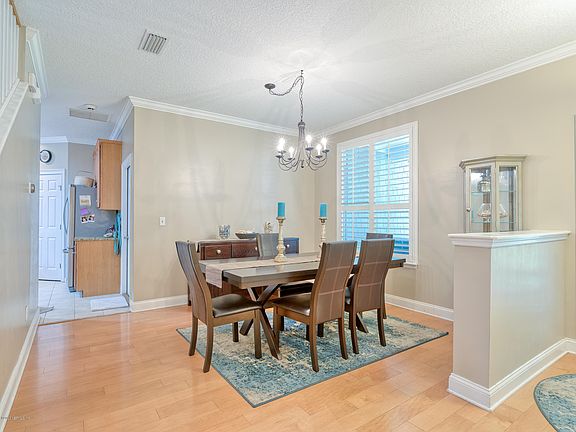 4th image of 95225 Mackinas Cir
