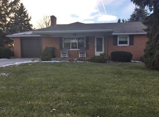 3320 Starlight Dr, York, PA 17402