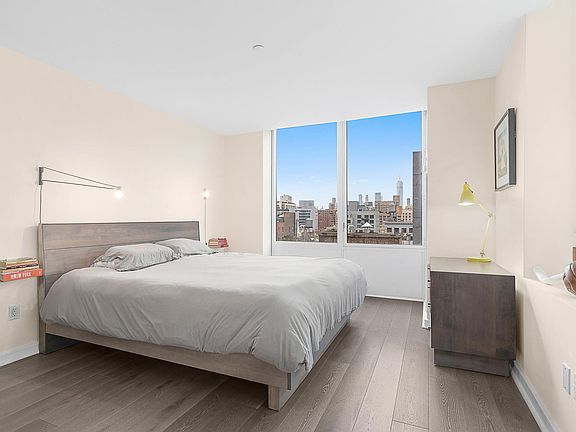 5th image of 130 W 19th St APT 12C