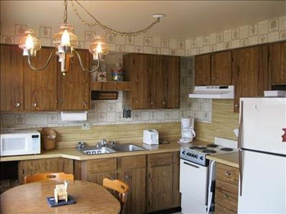 2nd image of 8112 Birch Bay Dr #11