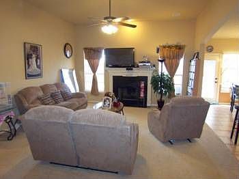 4th image of 4023 W Roanoke Pl