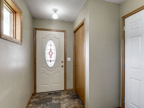 4th image of 409 15th St N