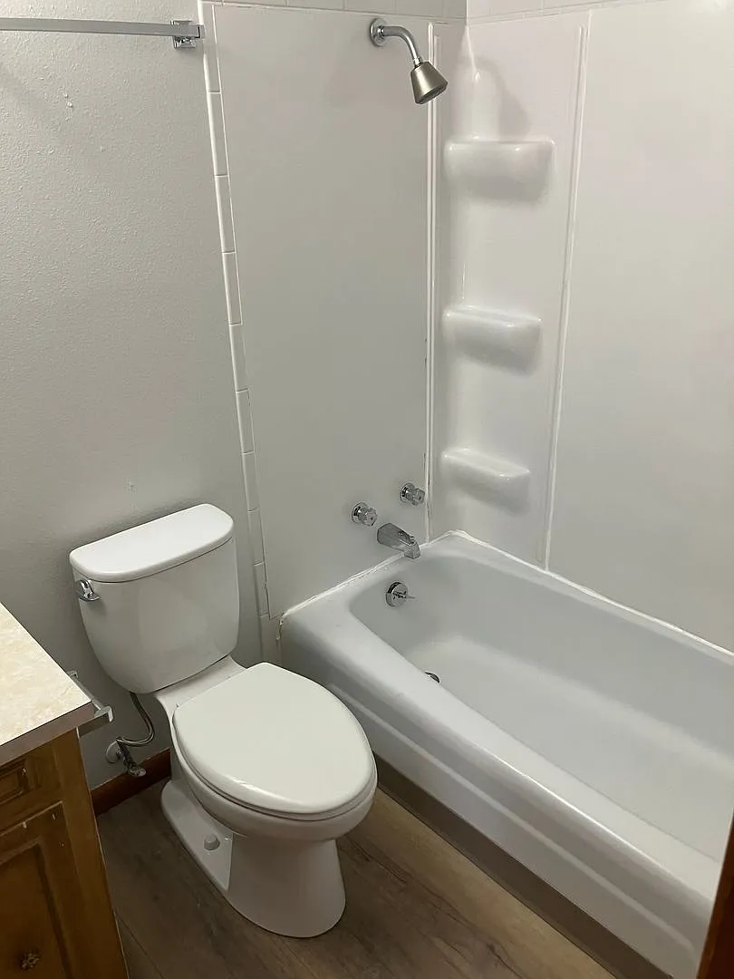 Studio, 1.0 bath, 565 sqft, $800 — Photo 3