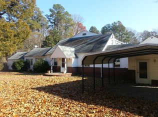 4011 Newbys Bridge Rd, Chesterfield, VA 23832