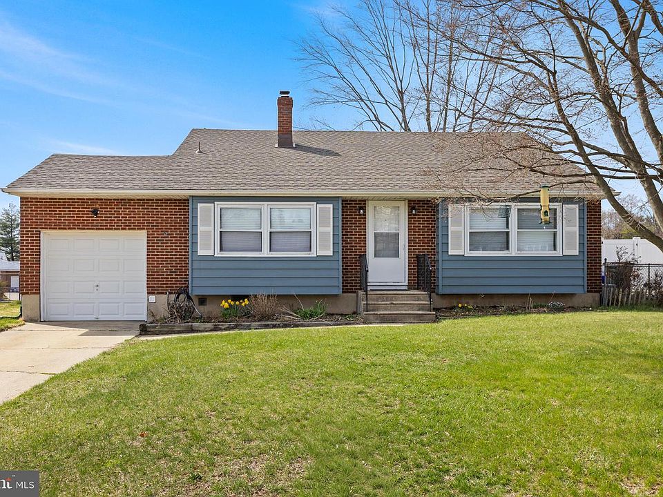 1st image of 116 Lucas Dr