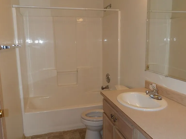 1700 W Canfield Ave — Photo 9