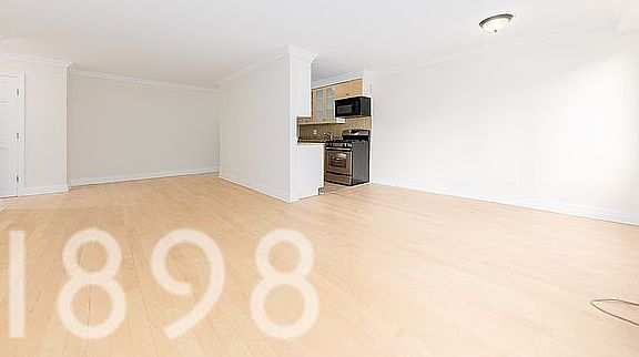 3rd image of 160 W 97th St APT 10H