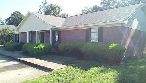 1st image of 118 Park Cir #B
