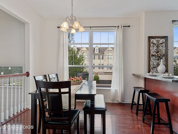 5th image of 3410 Kentshire Cir