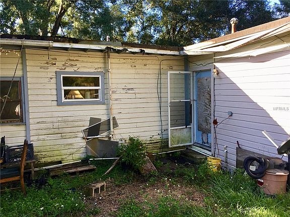 3rd image of 123 Lake Molly Ave