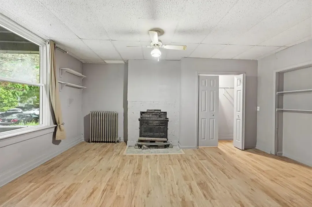 4 bed, 1500 sqft, $2,500 — Photo 3