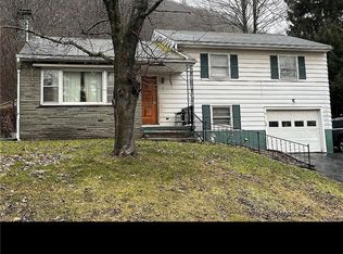 2 Park Pl, Delhi, NY 13753