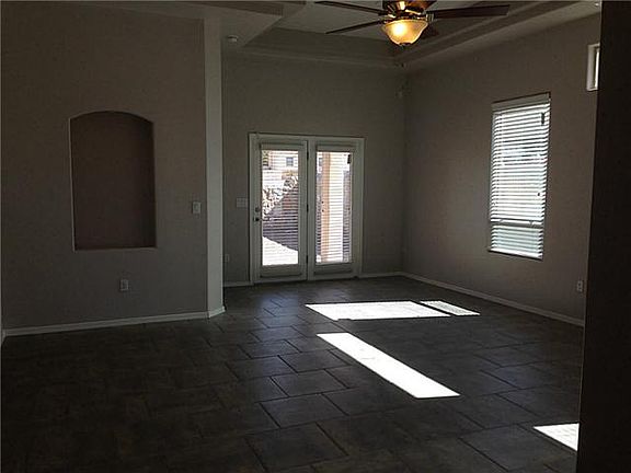 3rd image of 5328 Grove East Dr