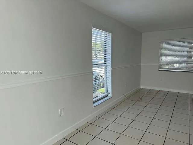 11 SW 109th Ave #C9 — Photo 4