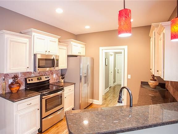 5th image of 1604 Harrow Ct