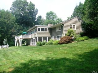 47 Fanton Hill Rd, Weston, CT 06883