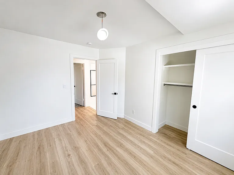 1462 55th Ave #A — Photo 2