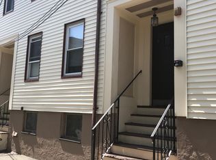 1 Albion Pl #4-2, Chelsea, MA 02150