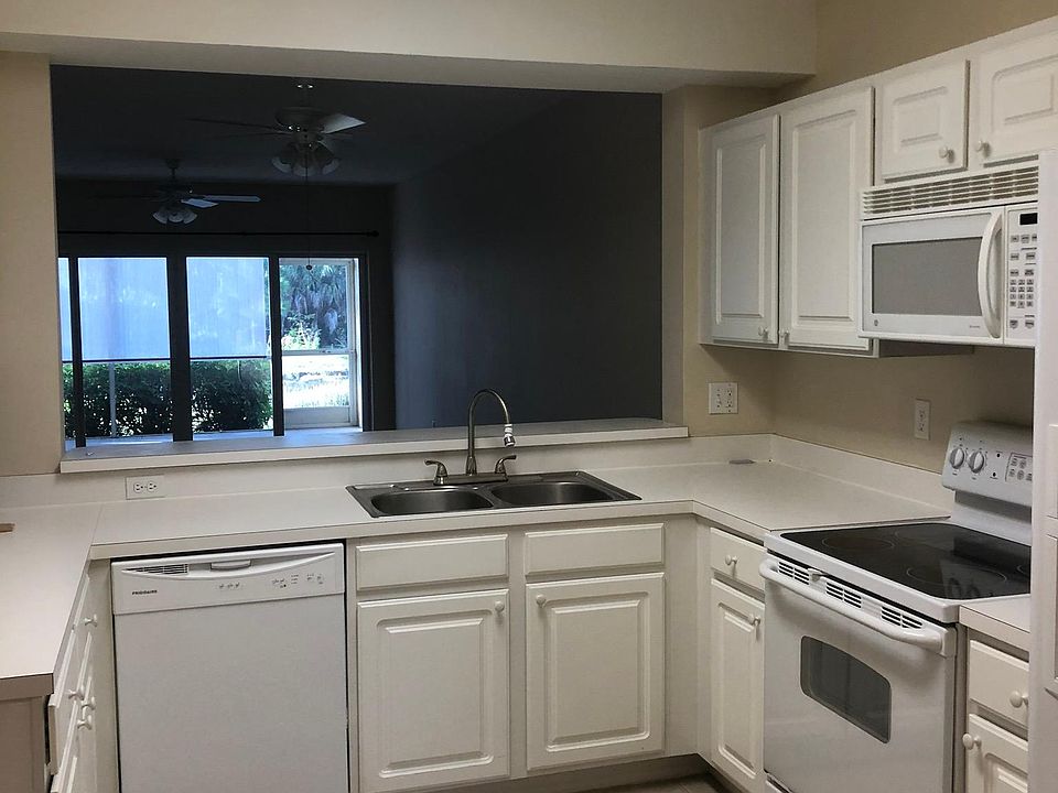 2nd image of 10020 Maddox Ln APT 311