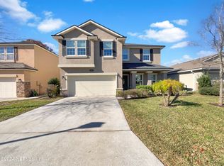 2690 Salt Lake Dr, Jacksonville, FL 32211