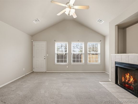 5th image of 2838 S 138th East Ave