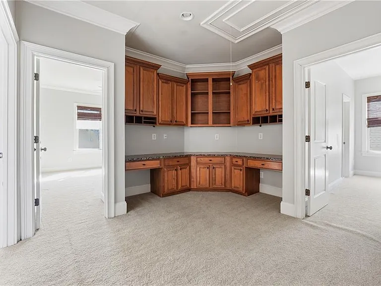 6437 Blue Water Dr — Photo 62