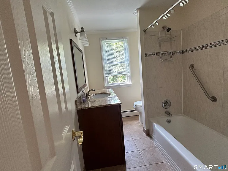 18 Hales Rd — Photo 8