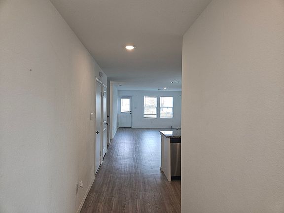 5th image of 9603 Strand Ct