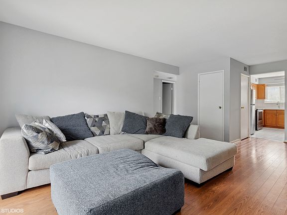 3rd image of 9416 Bay Colony Dr APT 2S
