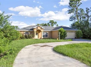 407 Memorial Dr, Sebring, FL 33870