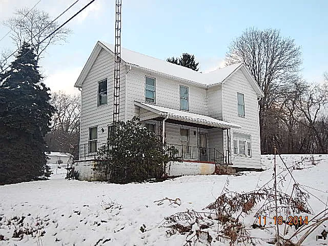 101 Walnut St photo 1
