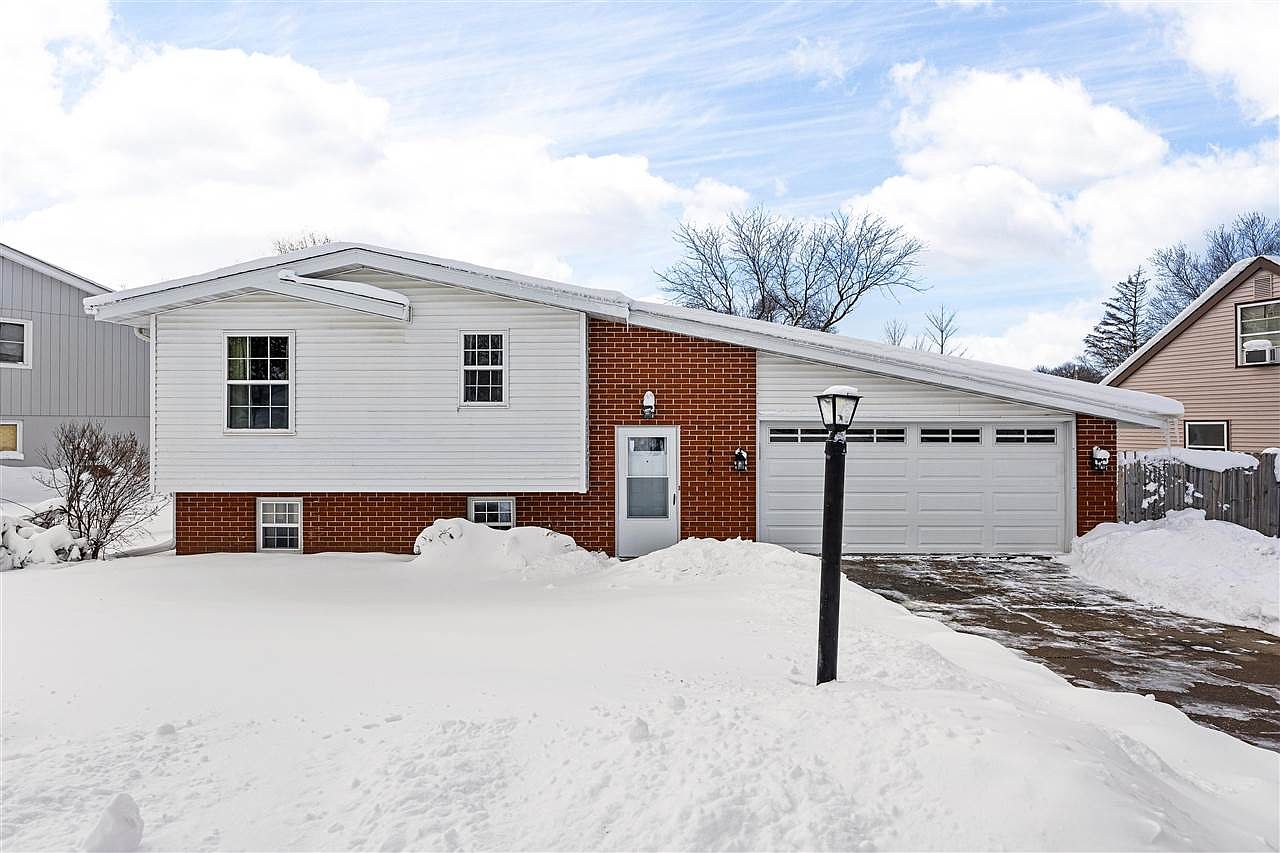 1406 13th St, Coralville, IA 52241 MLS 202400418 Zillow