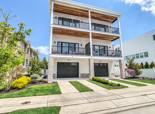 5 N Monroe Ave, Margate City, NJ 08402
