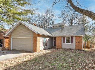 626 E 11th St, Springfield, MO 65807