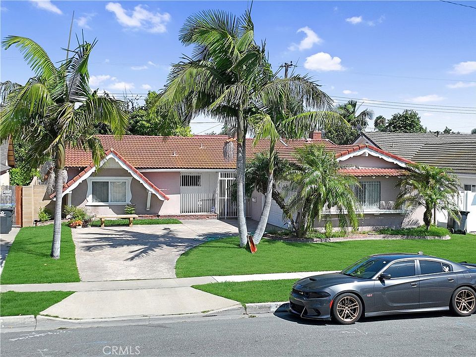 1st image of 2601 S Pacific Ave