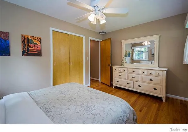 1811 Alhambra Dr — Photo 7