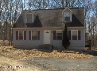 103 Adam Ct, Shohola, PA 18458