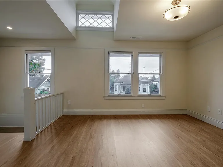 510 Lincoln St #2 — Photo 11