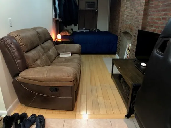 323 West 30th Street image 1 of 9